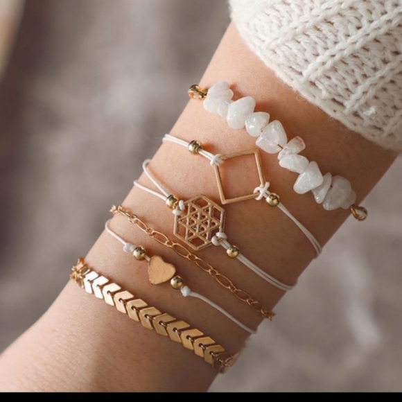 Jewelry - 6 piece Boho Stone Bracelet Set